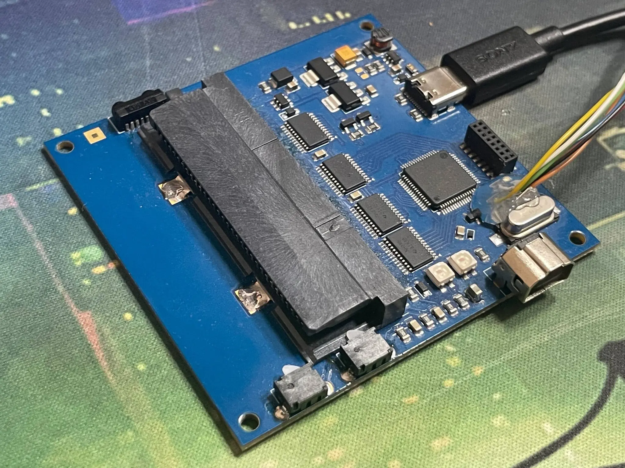 a blue gameboy/gameboy advance cartridge flasher for computers