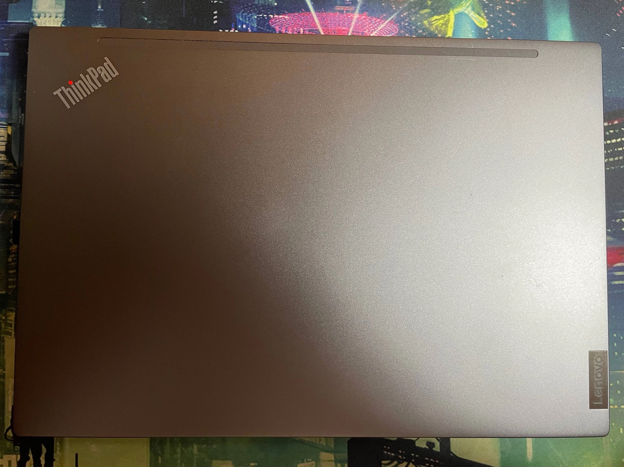 the thinkpad is now clean and shiny and silver